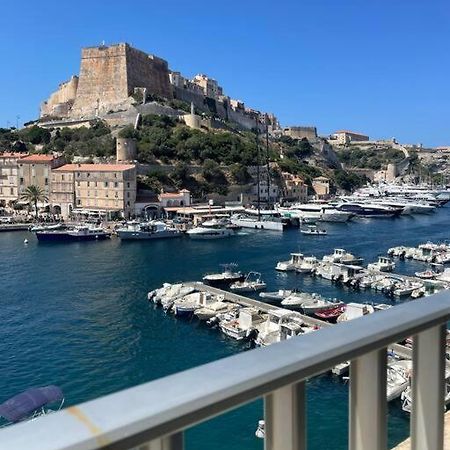 보니파시오 Sur Le Port Face A La Citadelle 아파트 외부 사진